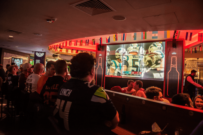 Best Sports Bars in London - The Kings Sports Bar
