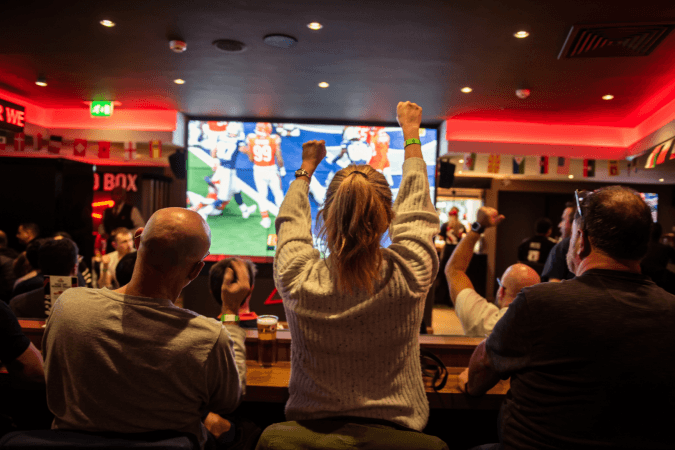 Best Sports Bars in London - The Kings Sports Bar