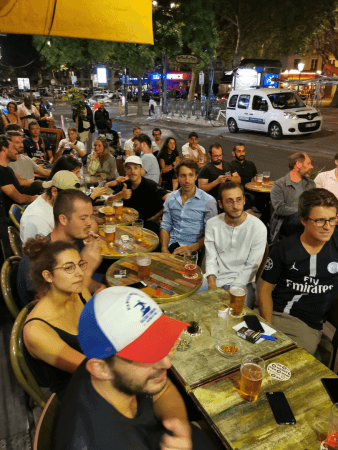 Best Sports Bars in Paris - L'étoile de Charonne