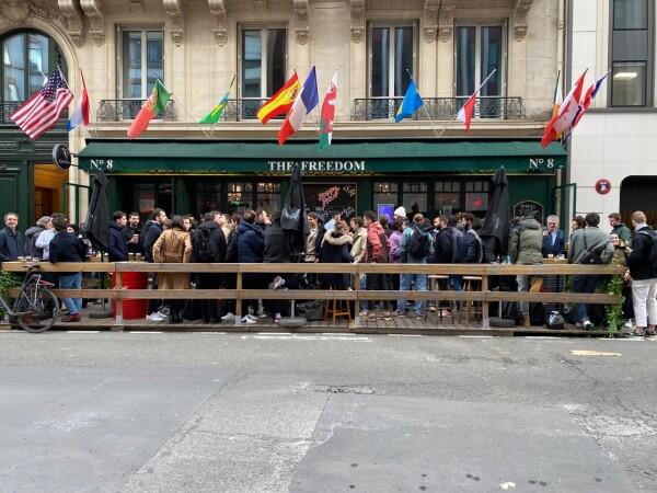 Best Sports Bars in Paris - The Freedom Pub