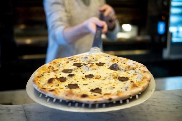 Best Sports Bars in Paris - Pub Saint Germain