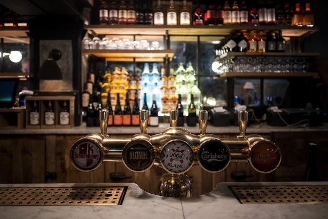 Best Sports Bars in Paris - Pub Saint Germain