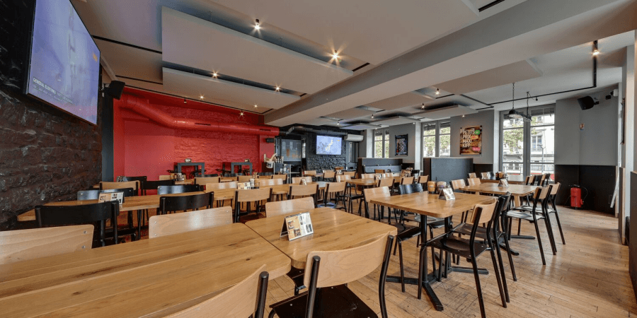 Best Sports Bars in Lyon - Ninkasi Guillotière