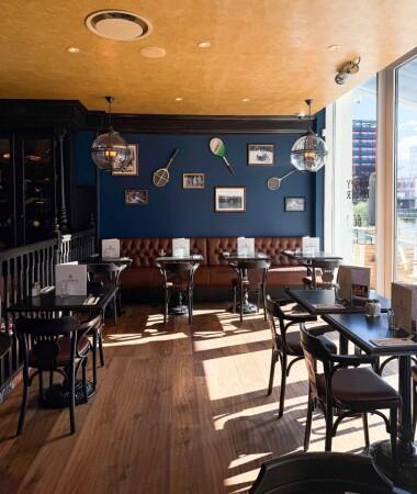 Best Sports Bars in Strasbourg - Au Bureau Strasbourg