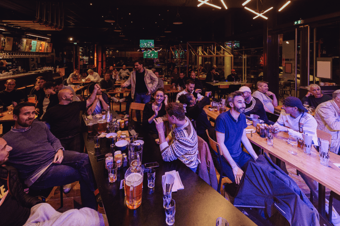 Best Sports Bars in Lyon - Ninkasi Vaise industrie