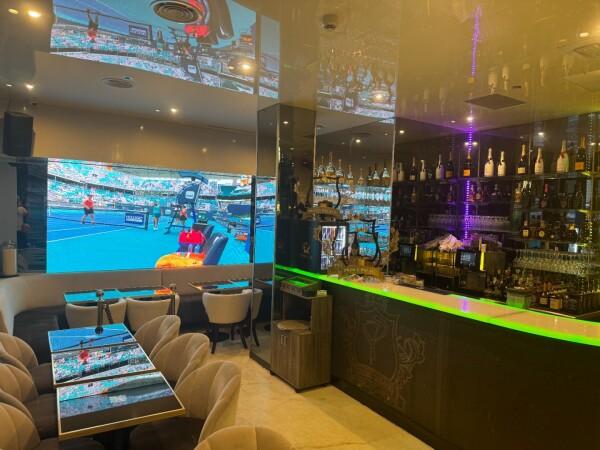 Best Sports Bars in Paris - Prince Palace