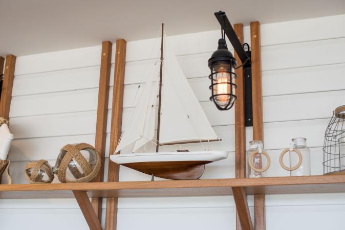 Best Sports Bars in Trinity Beach - Trinity Beach Hotel