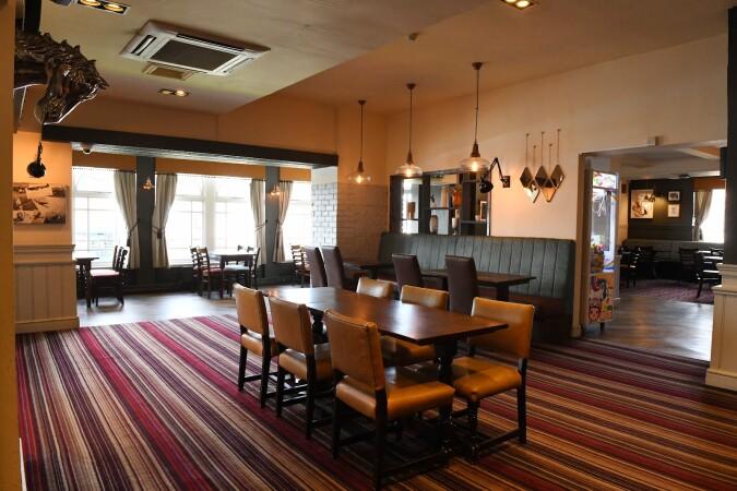 Best Sports Bars in Newcastle - Cherry Tree (Newcastle-U-Lyme)