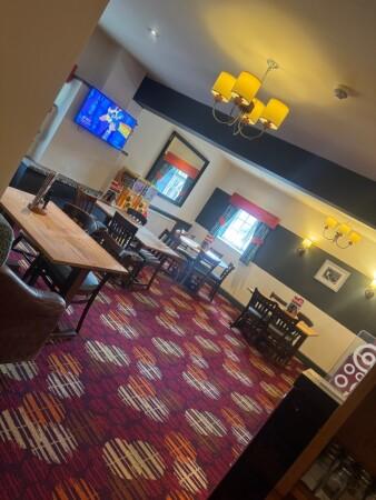 Best Sports Bars in Mid  Glamorgan - Three Elms (Whitchurch)