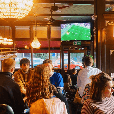 Best Sports Bars in London - The Castle