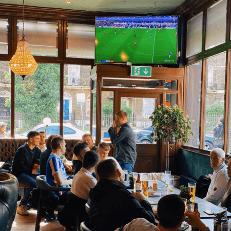 Best Sports Bars in London - The Castle