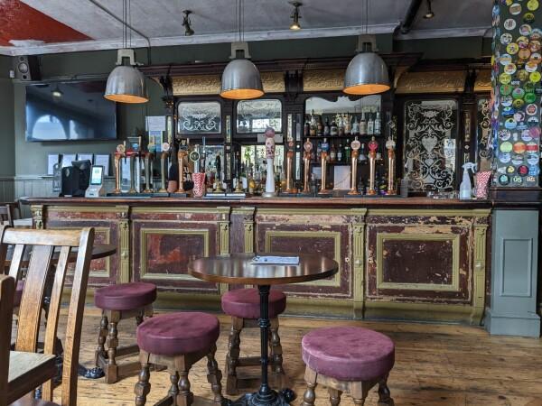 Best Sports Bars in London - The Crown