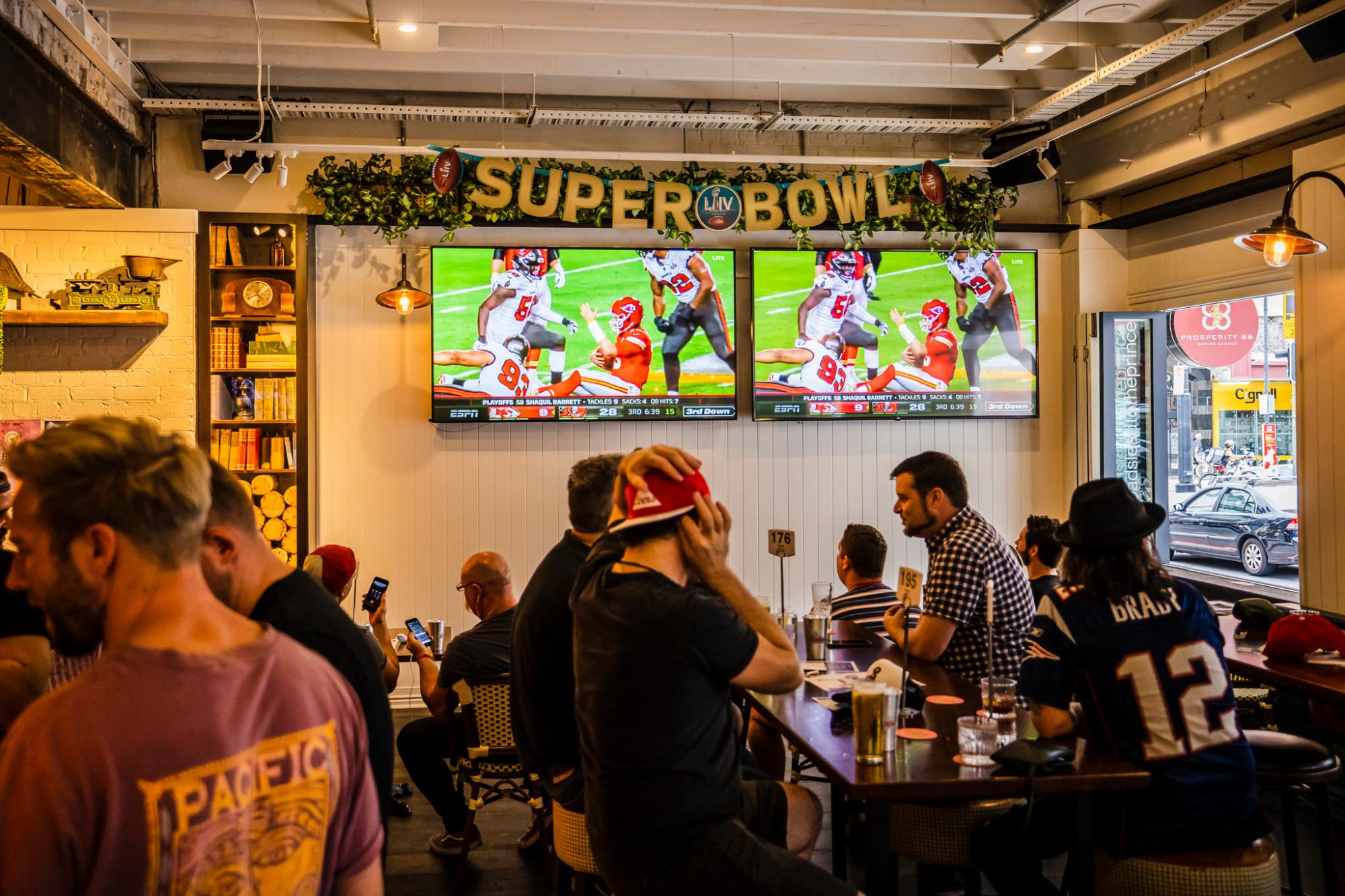 Best Sports Bars in Brisbane - The Prince Consort