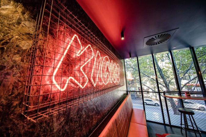 Best Sports Bars in Melbourne - Kicks