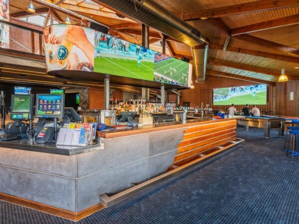Best Sports Bars in Fullarton - Arkaba Hotel