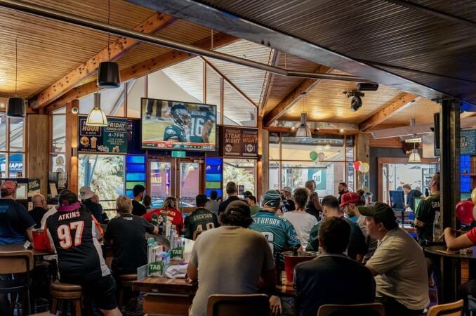 Best Sports Bars in Fullarton - Arkaba Hotel