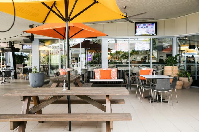 Best Sports Bars in Mountain Creek - Brightwater Hotel