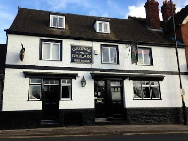 Best Sports Bars in Tonbridge - George & Dragon