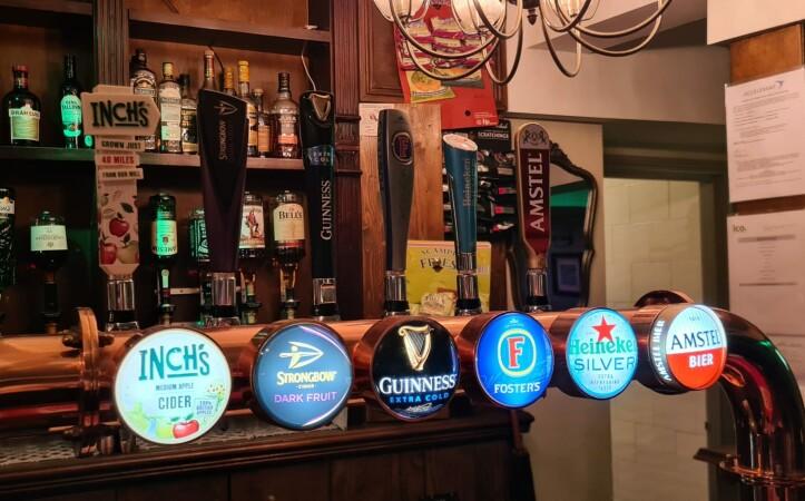 Best Sports Bars in Ipswich - Shamrock