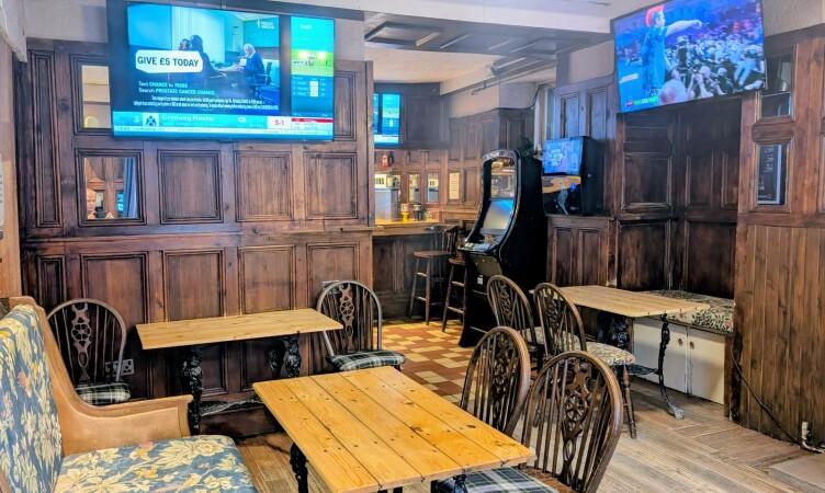 Best Sports Bars in Langholm - Crown Hotel