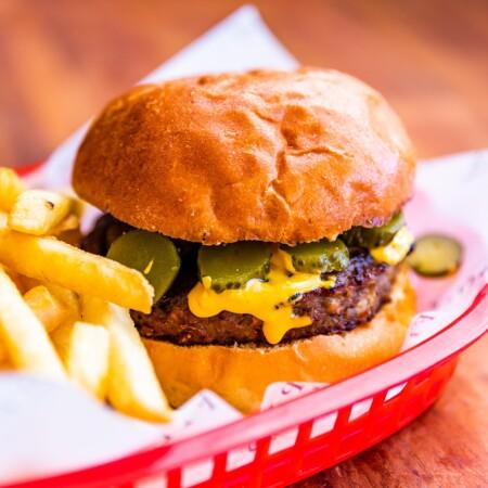 Best Sports Bars in MOOREBANK - Moorebank Hotel