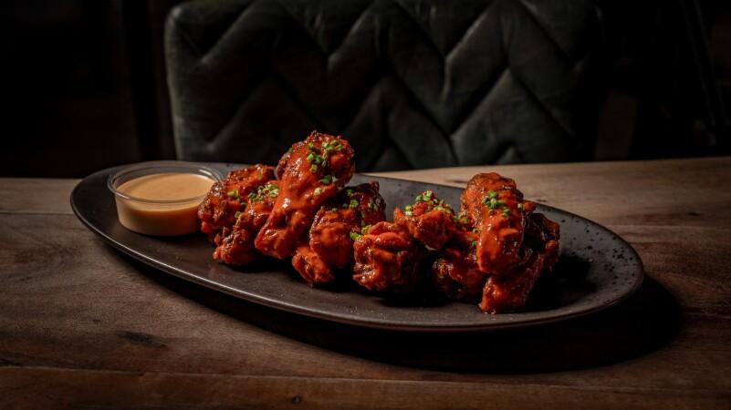 Best Sports Bars in London - Wolfpack Fulham