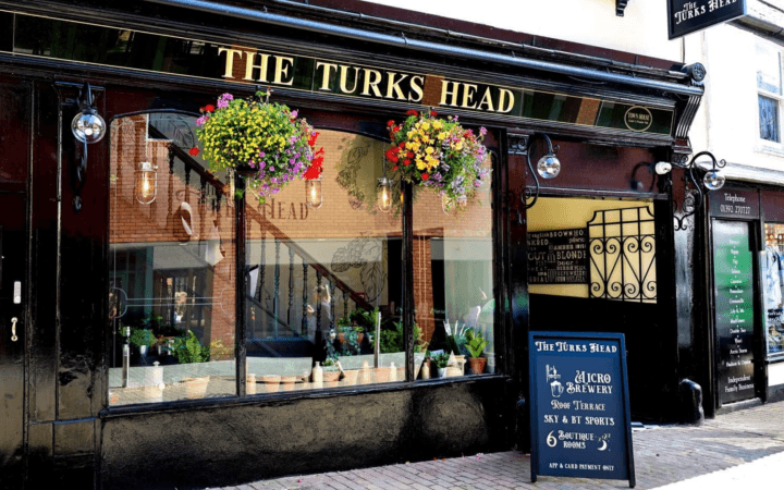 Best Sports Bars in Exeter - The Turk's Head