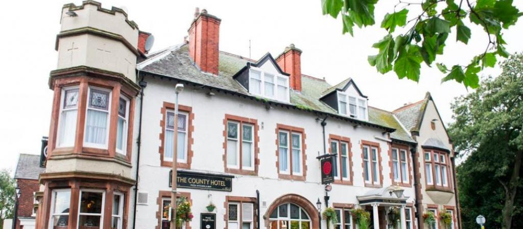Best Sports Bars in St Annes - County Hotel