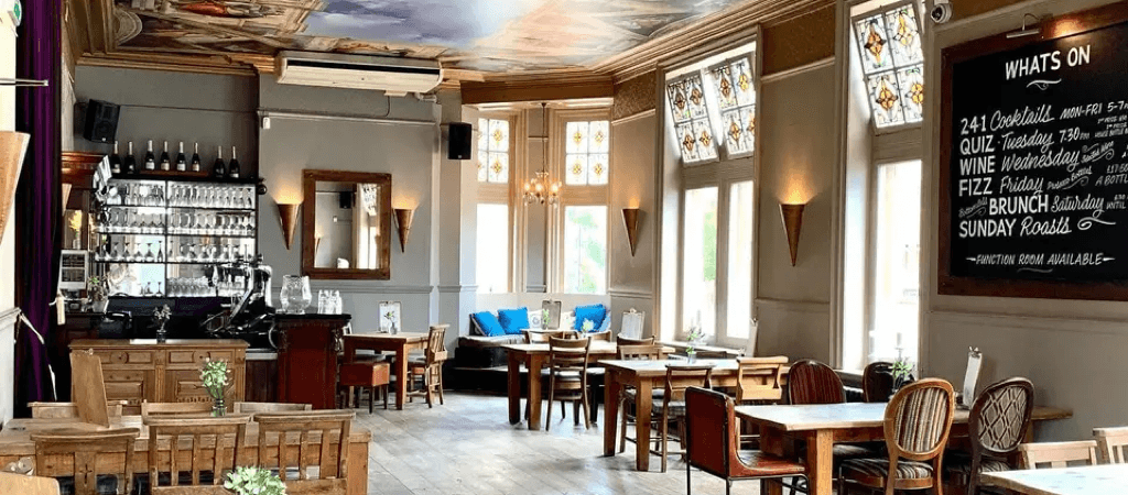 Best Sports Bars in Islington - The Angelic Islington