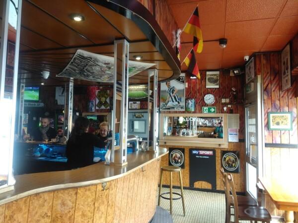 Best Sports Bars in Mönchengladbach - Sport Treff Salonika