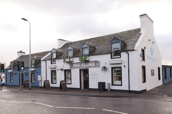 Best Sports Bars in Inverness - Fluke Inverness