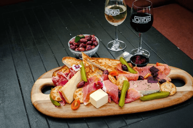 Best Sports Bars in Success - The Gate Bar & Bistro