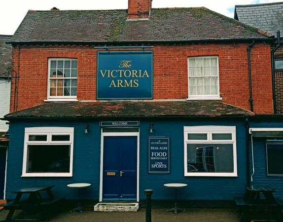 Best Sports Bars in Wokingham - Victoria Arms