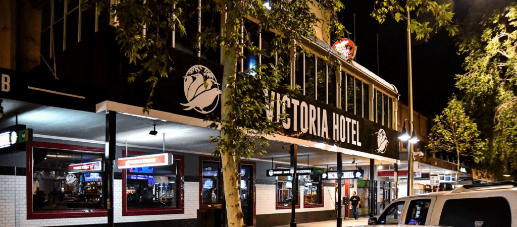 Best Sports Bars in Wagga Wagga - The Victoria Hotel Wagga Wagga