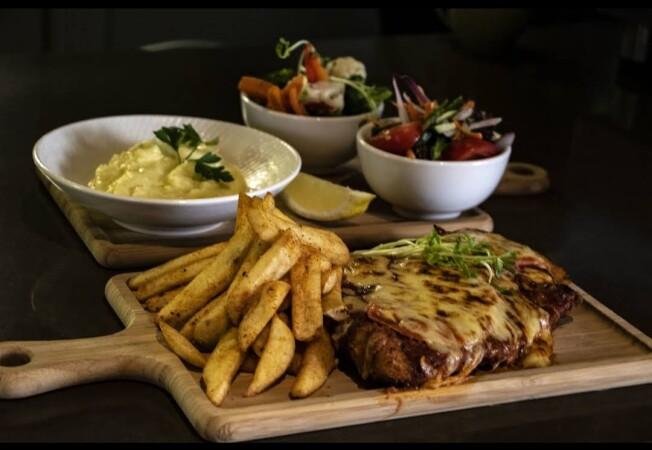 Best Sports Bars in Coburg - Drums Hotel