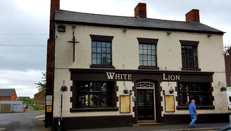 Best Sports Bars in Shrewsbury - White Lion Inn