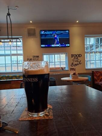 Best Sports Bars in Newmarket - White Hart