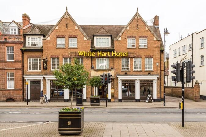 Best Sports Bars in Newmarket - White Hart
