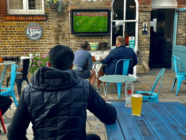 Best Sports Bars in Isleworth - The Milford Arms