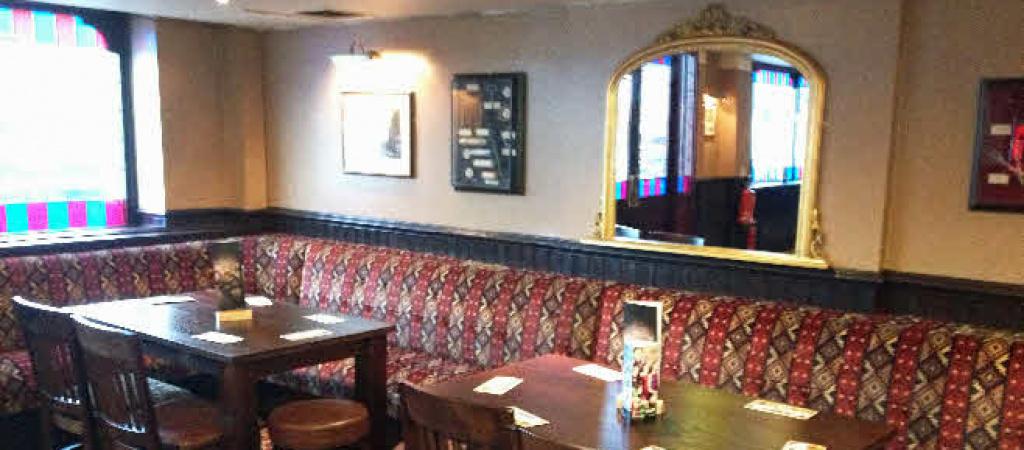 Best Sports Bars in Middlesex - Wishing Well Hayes