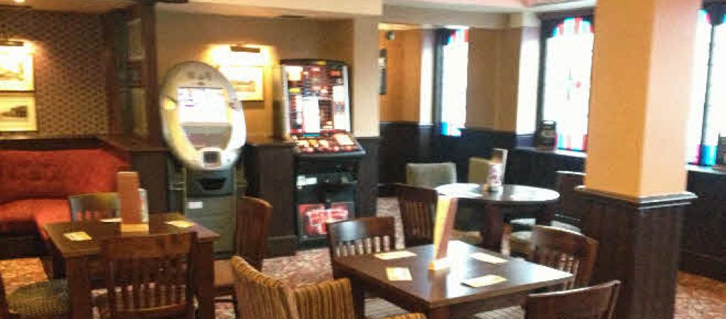 Best Sports Bars in Middlesex - Wishing Well Hayes