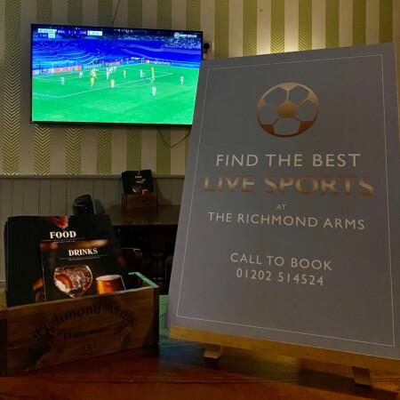 Best Sports Bars in Bournemouth - Richmond Arms (Bournemouth)