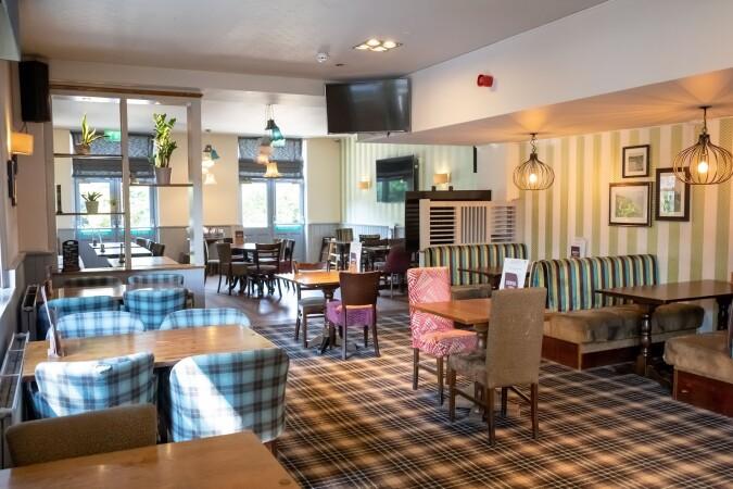 Best Sports Bars in Bournemouth - Richmond Arms (Bournemouth)
