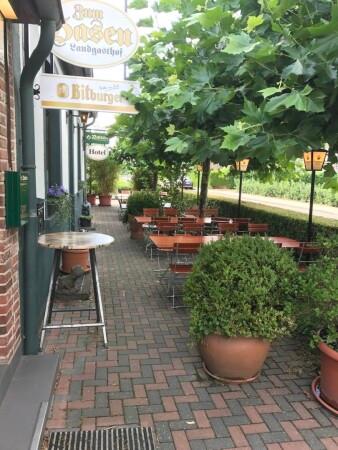 Best Sports Bars in Meerbusch - Landgasthof Zum Hasen