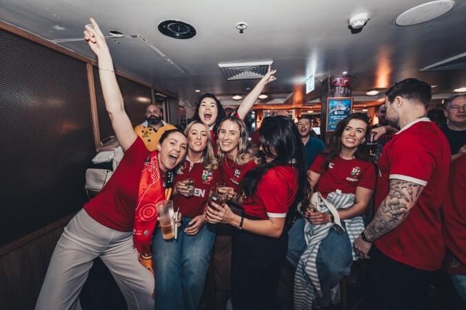 Best Sports Bars in Sydney - Cheers Bar