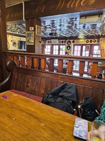 Best Sports Bars in Porthcawl - Prince of Wales
