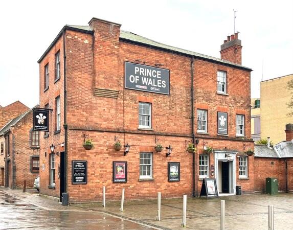 Best Sports Bars in Rugby - Prince Of Wales Rugby