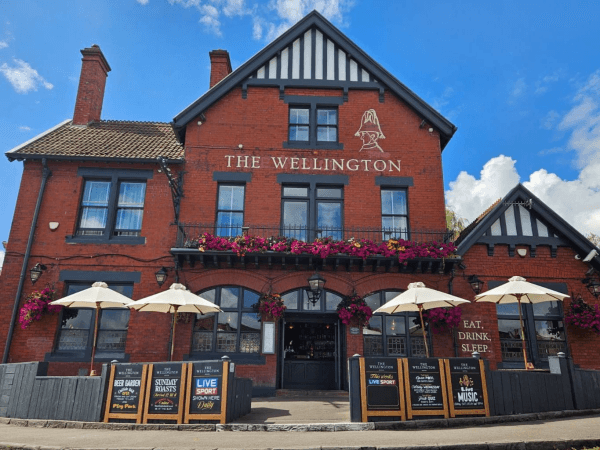Best Sports Bars in Bristol - The Wellington
