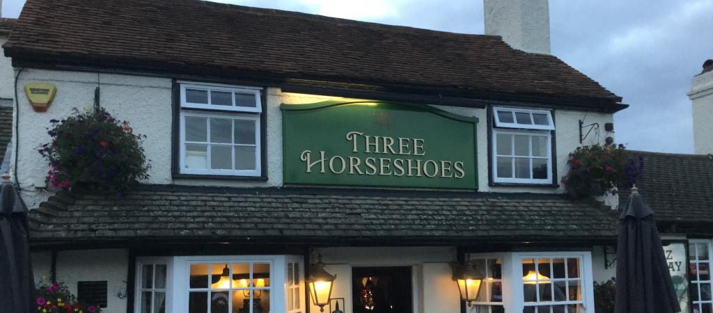 Best Sports Bars in Hazlemere - The Three horseshoes