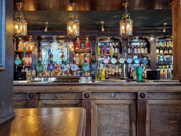Best Sports Bars in London - The Leicester Arms